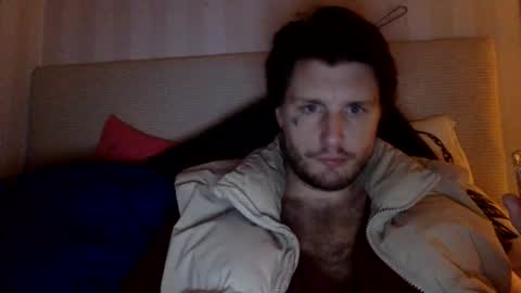 Snapshot of hugeswedishviking chatting on 09-15-25, 11:27 hugeswedishviking online show from 09-15-25, 11:27