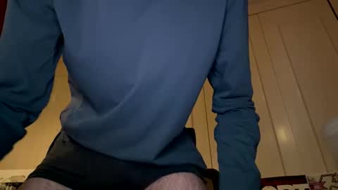 hugewhitecockboy online show from 04-04-26, 09:23