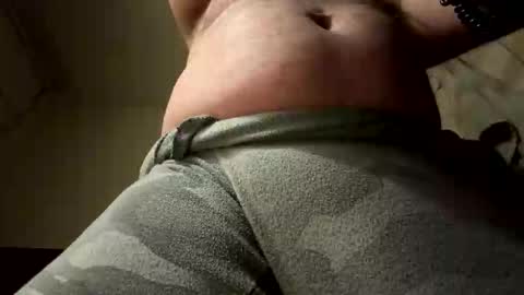 Snapshot of hughfat chatting on 02-27-26, 06:13 hughfat online show from 02-27-26, 06:13