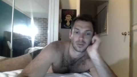 Snapshot of hughfeatherstone chatting on 04-01-26, 10:16 Jett Steel online show from 04-01-26, 10:16