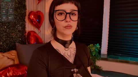 Snapshot of hugme_ chatting on 02-15-26, 05:42 Mika online show from 02-15-26, 05:42