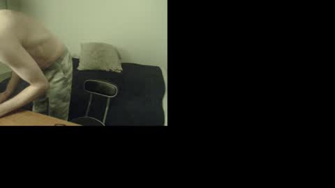 Snapshot of hugobergeron chatting on 03-04-25, 02:32 HugoBergeron82 online show from 03-04-25, 02:32