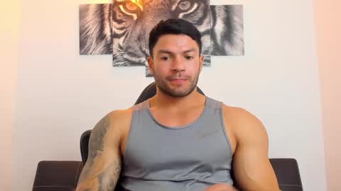 Snapshot of humber_eli chatting on 02-19-26, 12:17 Eli online show from 02-19-26, 12:17