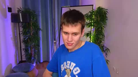 Snapshot of hun1er_steele chatting on 10-11-25, 03:43 Hunter steele online show from 10-11-25, 03:43