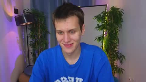Snapshot of hun1er_steele chatting on 10-14-25, 09:15 Hunter steele online show from 10-14-25, 09:15