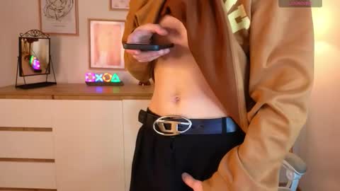 Snapshot of hun1er_steele chatting on 10-18-25, 02:29 Hunter steele online show from 10-18-25, 02:29