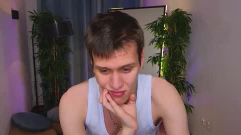 Snapshot of hun1er_steele chatting on 10-19-25, 04:07 Hunter steele online show from 10-19-25, 04:07