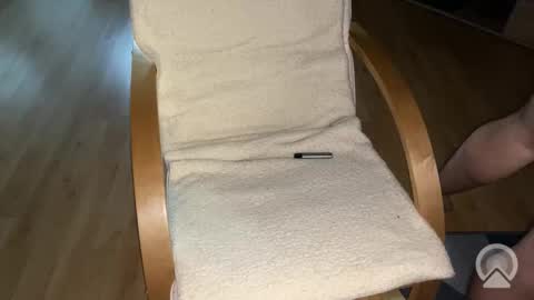 Snapshot of hundick696 chatting on 09-27-25, 04:34 hundick696 online show from 09-27-25, 04:34