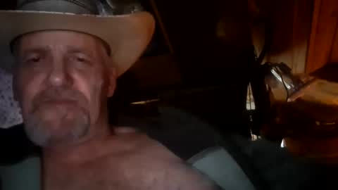 Snapshot of hung34u chatting on 11-15-25, 12:13 hung34u online show from 11-15-25, 12:13