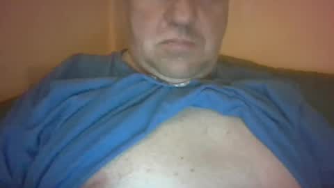 Snapshot of hungarianfatcockdady chatting on 06-14-26, 07:05 vastagfasz magyar apuci online show from 06-14-26, 07:05