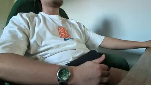 hungdaddy210 online show from 06-19-26, 06:12