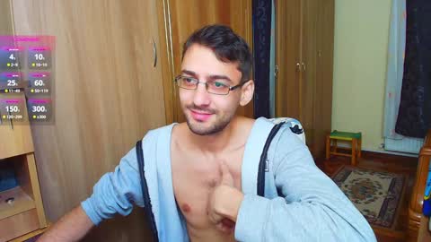 Snapshot of hungeddy chatting on 12-18-24, 02:10 Eddy online show from 12-18-24, 02:10