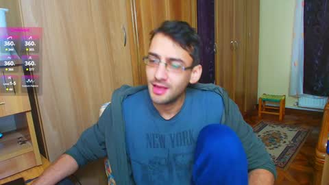 Snapshot of hungeddy chatting on 12-26-24, 12:16 Eddy online show from 12-26-24, 12:16