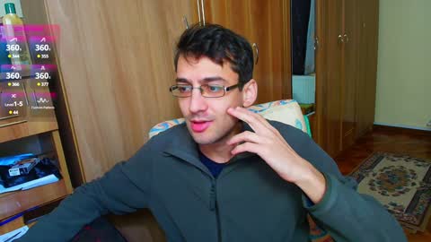 Snapshot of hungeddy chatting on 01-11-25, 11:56 Eddy online show from 01-11-25, 11:56