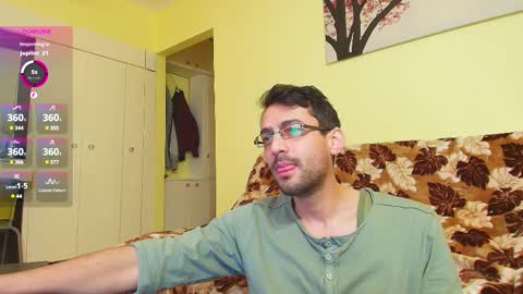Snapshot of hungeddy chatting on 03-09-25, 06:54 Eddy online show from 03-09-25, 06:54