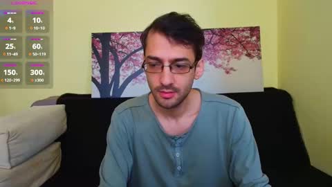 Snapshot of hungeddy chatting on 11-21-25, 08:57 Eddy online show from 11-21-25, 08:57