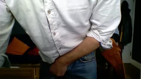 Snapshot of hunghard2004 chatting on 04-10-26, 10:09 hunghard2004 online show from 04-10-26, 10:09
