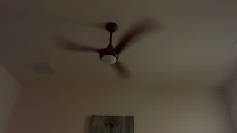 Snapshot of hungkingg22 chatting on 01-10-26, 05:53 hungkingg22 online show from 01-10-26, 05:53