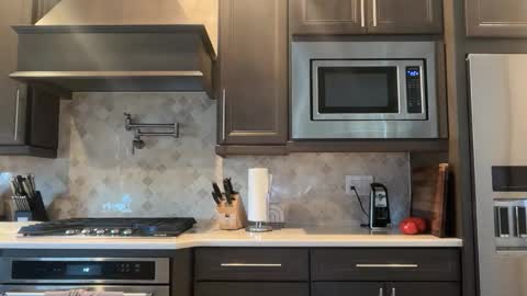 Snapshot of hungkingg22 chatting on 02-10-26, 06:12 hungkingg22 online show from 02-10-26, 06:12