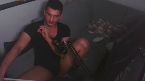 Snapshot of hungryboyyb chatting on 12-18-25, 10:49 LittleDevilXo1999 online show from 12-18-25, 10:49