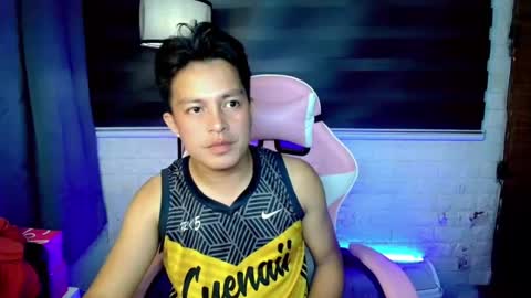 hunk_danny online show from 07-28-26, 06:20