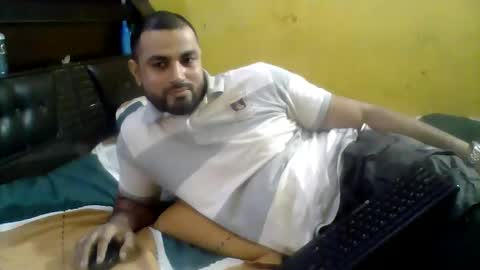 hunkster102 online show from 09-08-25, 03:11