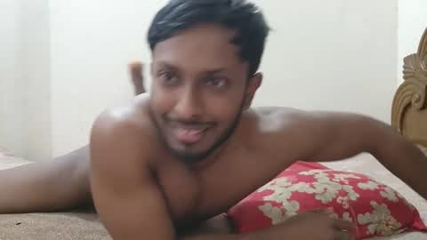 Snapshot of hunky_ariyaan chatting on 01-15-26, 12:10 Hunky Ariyaan online show from 01-15-26, 12:10