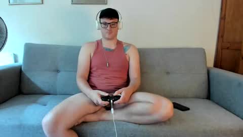 Hunky  Arthur online show from 02-21-25, 12:50