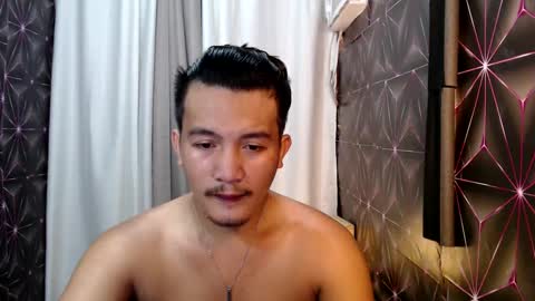 hunkylloyd online show from 02-26-25, 05:09