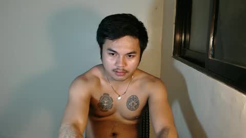 Snapshot of hunkyzeus chatting on 01-04-25, 09:10 hunkyzeus online show from 01-04-25, 09:10