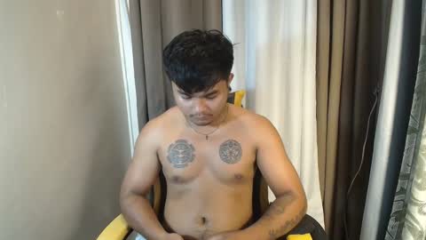 hunkyzeus online show from 05-01-26, 04:39