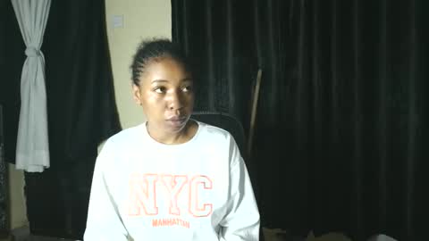 Snapshot of hunsweetpie chatting on 03-16-26, 06:17 hunsweetpie online show from 03-16-26, 06:17