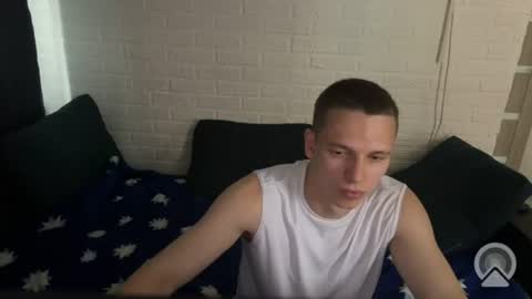 Snapshot of hunter_f1t chatting on 06-15-26, 09:44 Hunter online show from 06-15-26, 09:44