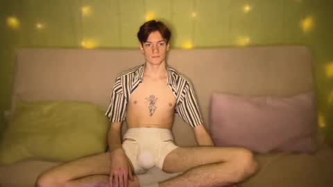 Snapshot of hunterrxxxhunter chatting on 01-31-25, 03:33 Hunter online show from 01-31-25, 03:33