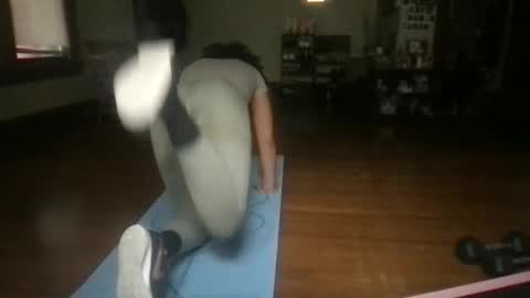 Snapshot of hunyybunz chatting on 01-08-26, 05:48 Goddess Hunyy online show from 01-08-26, 05:48