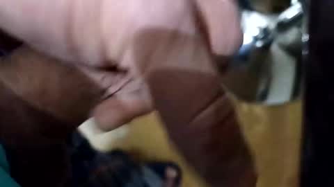 Snapshot of husky1511 chatting on 11-30-25, 06:50 husky1511 online show from 11-30-25, 06:50