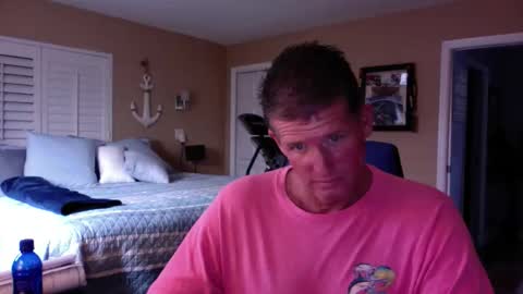 Snapshot of hvacstud4 chatting on 12-21-25, 09:11 hvacstud4 online show from 12-21-25, 09:11