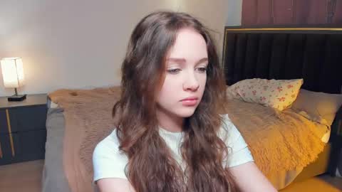 Lily online show from 04-26-26, 07:17