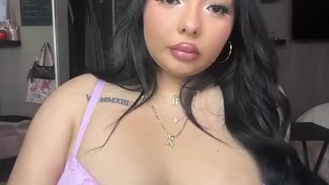 Snapshot of hxnnyyb chatting on 03-15-26, 04:29 Bex online show from 03-15-26, 04:29