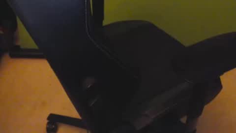 Snapshot of hydenjek chatting on 02-22-25, 09:23 Hydenjek online show from 02-22-25, 09:23