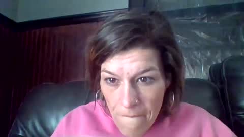 Snapshot of hydiejo777 chatting on 10-14-25, 05:25 hydiejo777 online show from 10-14-25, 05:25