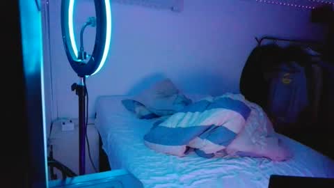 Snapshot of hydroblast777 chatting on 04-07-26, 06:03 hydroblast777 online show from 04-07-26, 06:03