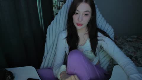 Snapshot of hyorinmaruu chatting on 12-04-24, 09:29 maru online show from 12-04-24, 09:29