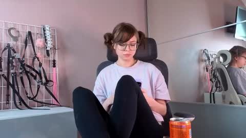 Snapshot of hype_meal_home chatting on 06-14-26, 05:04 Miley. PVT open i have extra prices on nude show online show from 06-14-26, 05:04