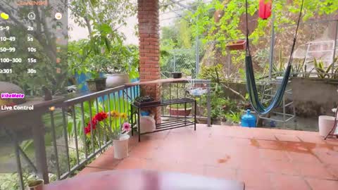 Snapshot of hypnotic_kitty chatting on 10-30-25, 03:19 Your submissive lady 3 online show from 10-30-25, 03:19