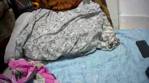 Snapshot of i4cams chatting on 01-08-26, 05:59 i4cams online show from 01-08-26, 05:59