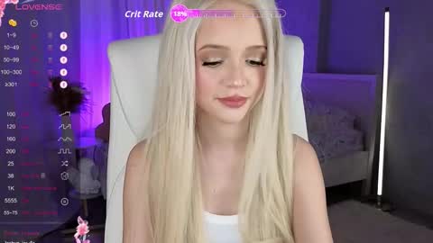 Snapshot of i__am_joss chatting on 10-05-25, 01:15 Joselle online show from 10-05-25, 01:15