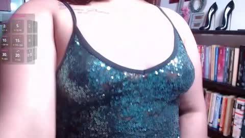 Snapshot of i_am_karoll chatting on 03-12-26, 08:37 karoll online show from 03-12-26, 08:37