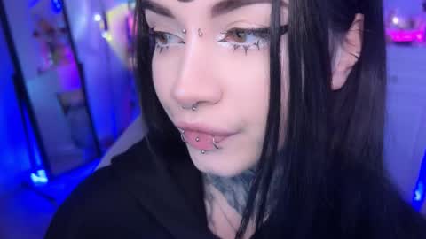 Snapshot of i_died_again chatting on 11-30-25, 10:30 Asya online show from 11-30-25, 10:30