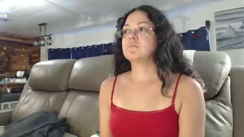 Snapshot of i_fetishize_u chatting on 02-23-26, 06:27 ShortStuff online show from 02-23-26, 06:27